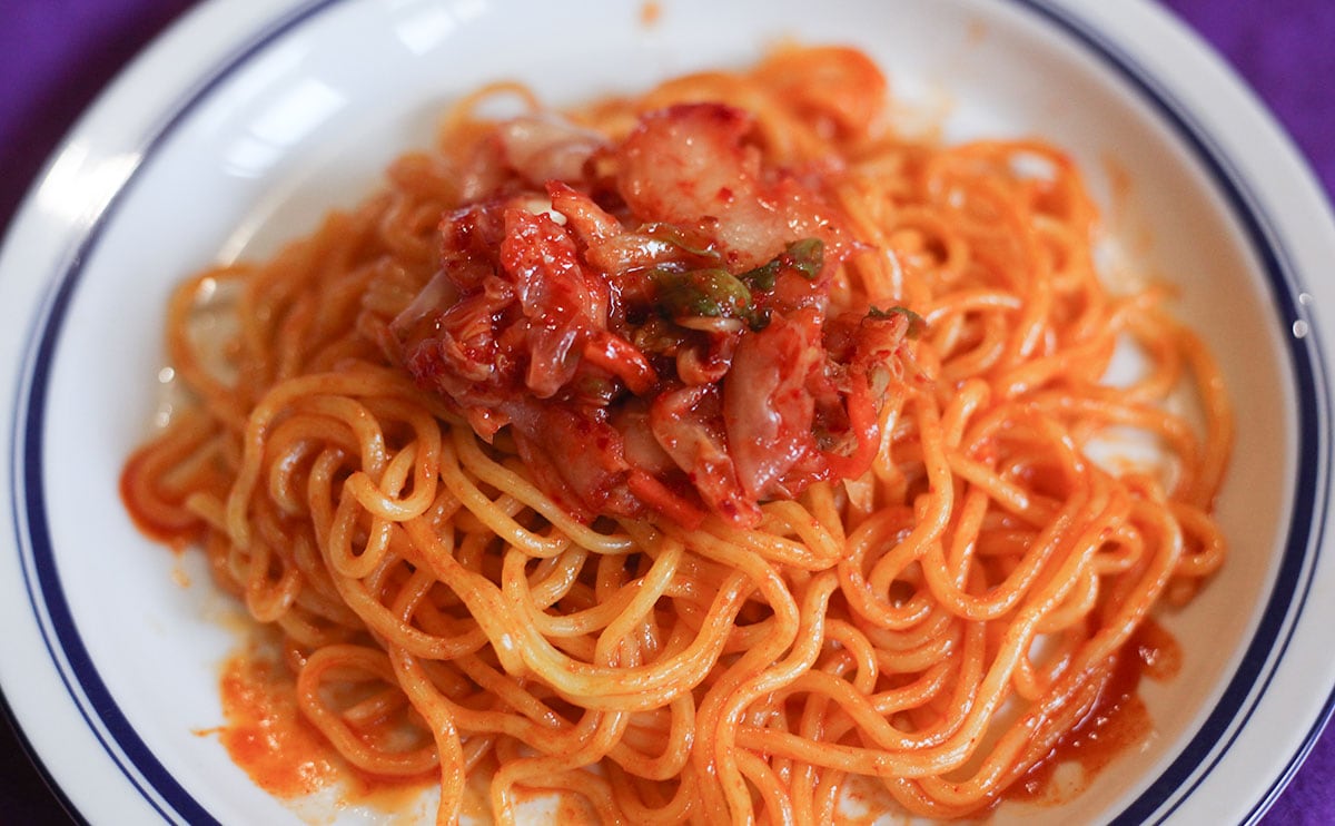 意外な組み合わせ。カルディの『ナポリタン』はレンチンOK!