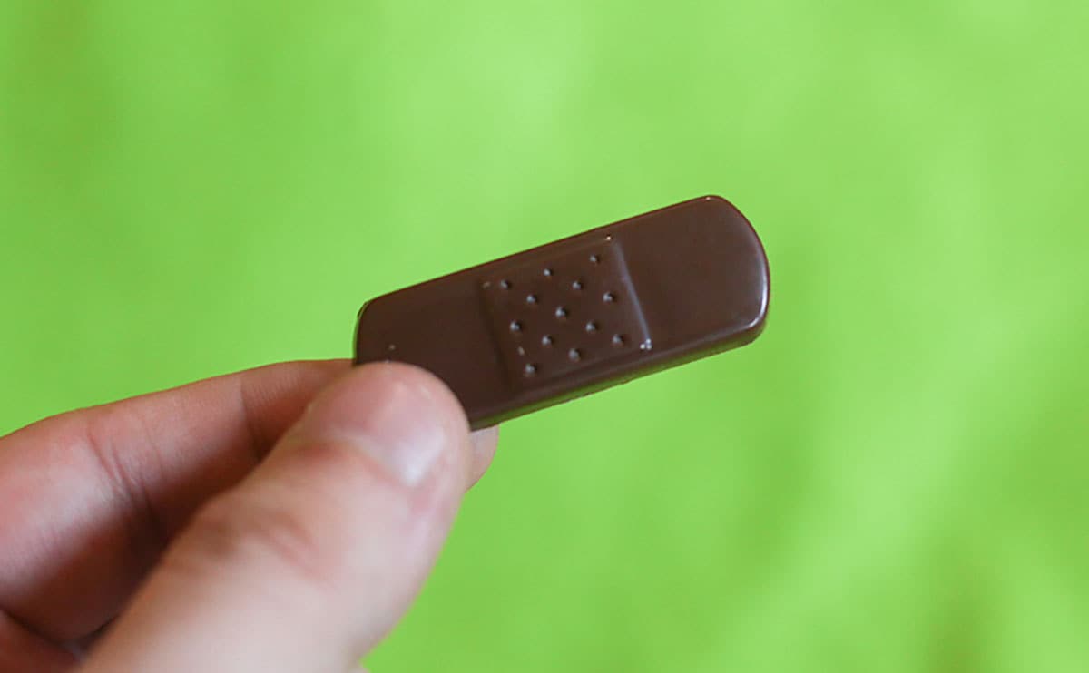 食べ終わったあとも大活躍。カルディのチョコは「缶」がかわいい!