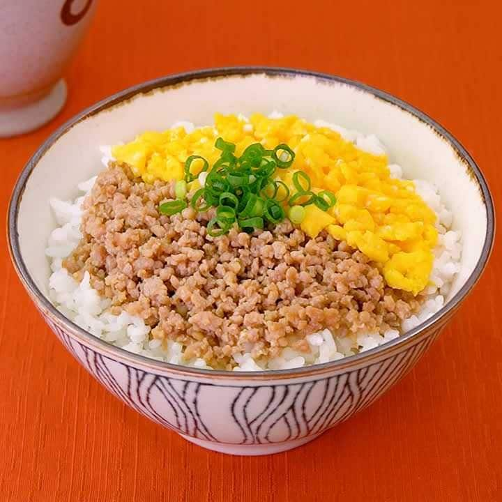 簡単！めんつゆ鶏そぼろ丼