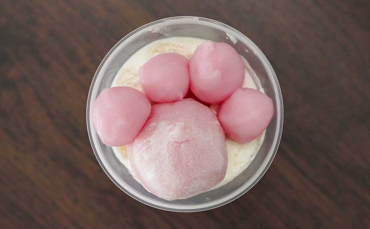 【セブン新作】「肉球のにゃんパフェ」がウマすぎて驚いた