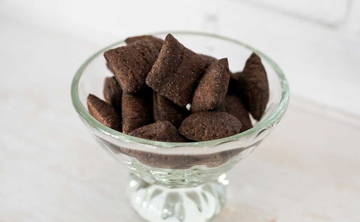 まとめ買いしたい【セブン】税込127円のお菓子がかなりウマい