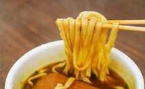 「本気を感じる」「ぶっ飛ぶ美味さ」【どん兵衛】新商品がやみつきになる