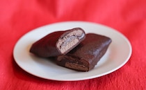 「至福」「おいしすぎません？」チョコ好き必見のローソンスイーツとは