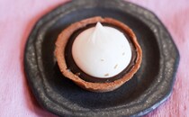 「200円でいいの？」「本当においしい」ローソンの『ショコラタルト』を食べてみた