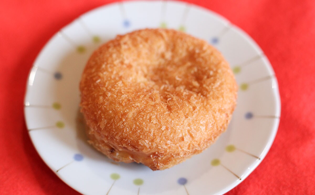 【天下一品】コラボ。ローソンの『カレーパン』は黄色くてこってり!?