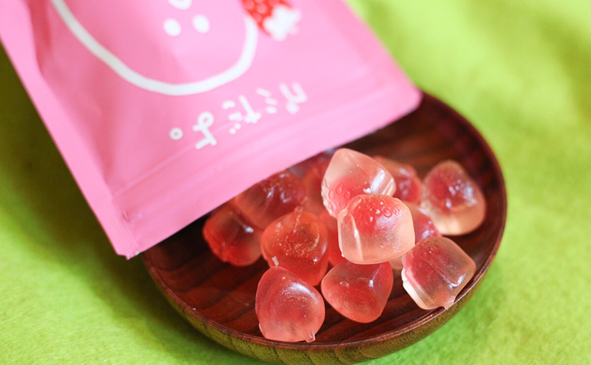 「安定のかわいさ」「買いまくる」ぷにとろ食感の人気『グミ』はファミマ限定！