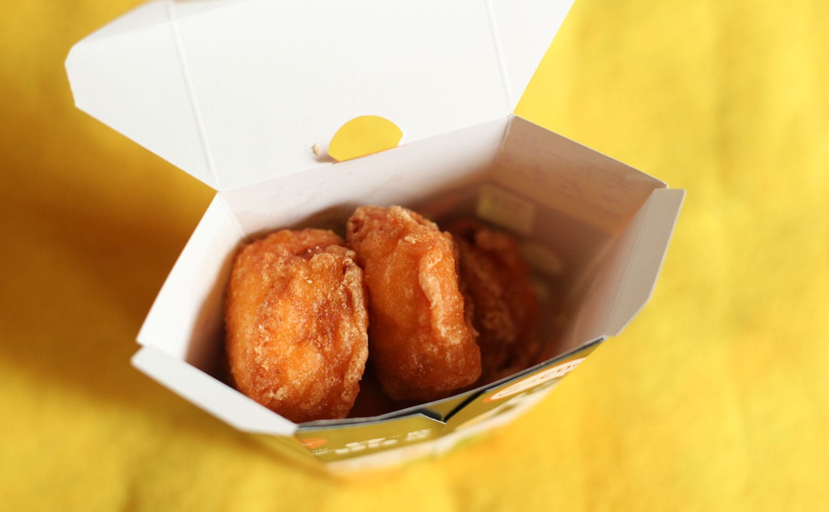 「天一の味がする」「もう買わない」『からあげクン』の新作に賛否両論!?