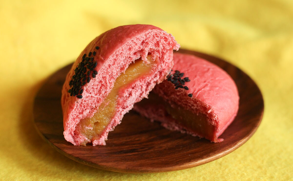 「芋感すごい」「流行りそう」ファミマの138円パンがうますぎてハマった