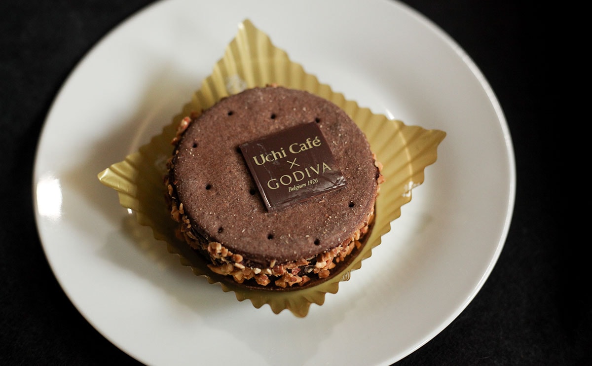 「おいしすぎ」「白目剥いた」チョコ好きに絶対食べてほしいローソンスイーツ