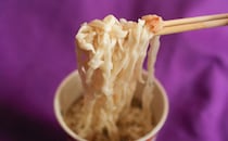 広島のソウルフードが全国に。ローソン限定の激うま『カップ麺』