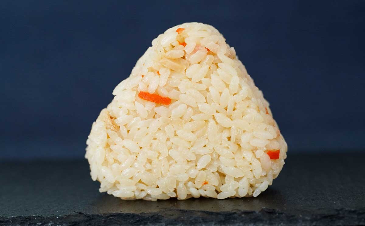 「ばかウマ」【セブン】140円のおむすびが本当においしい