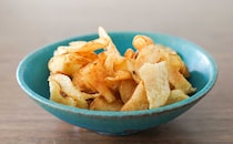 【ファミマ限定】「まるで」シリーズに新作登場、濃いめの味付けがうまい