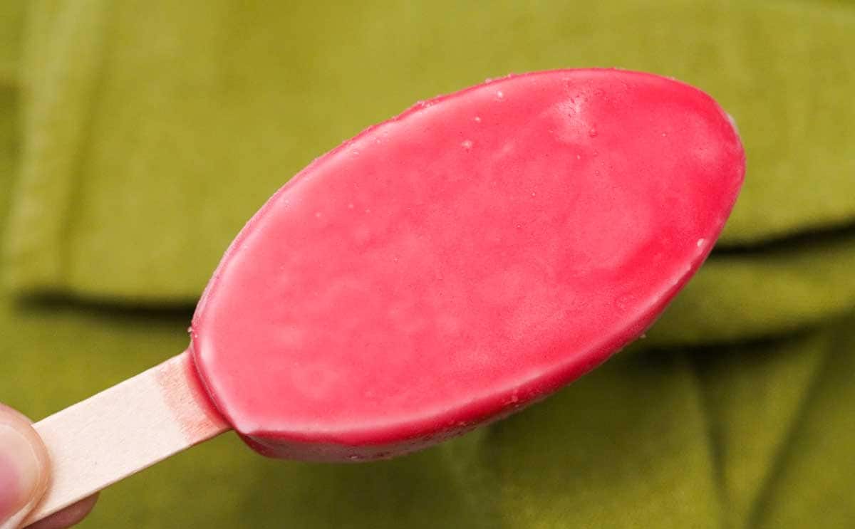 「苺味はやばいって」コンビニ先行【ブルガリア】の新作アイスがうますぎる