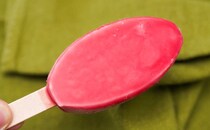 「苺味はやばいって」コンビニ先行【ブルガリア】の新作アイスがうますぎる