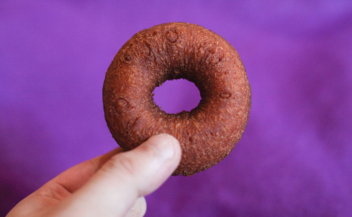 「復活してる!」素朴でおいしいローソンの『ドーナツ』が帰ってきたぞ!