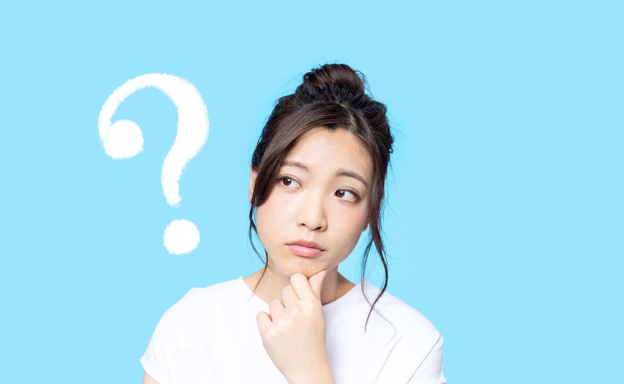 【クイズ】若者には通用しない？「土曜半休」の通称は何と呼ぶ？│この日生まれた有名人もチェック！