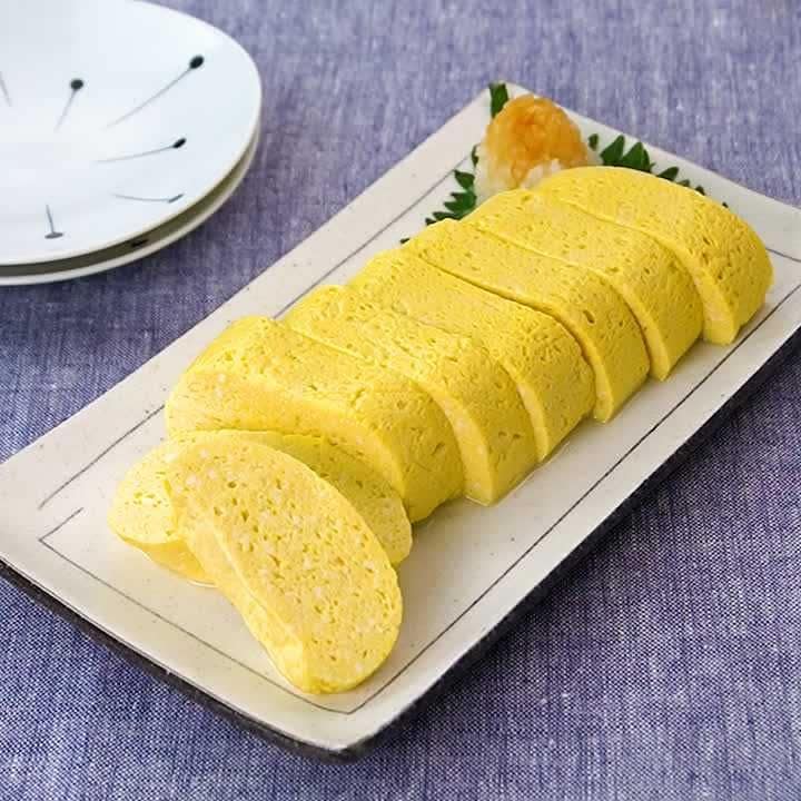 豆腐でかさ増し！レンジだし巻き卵