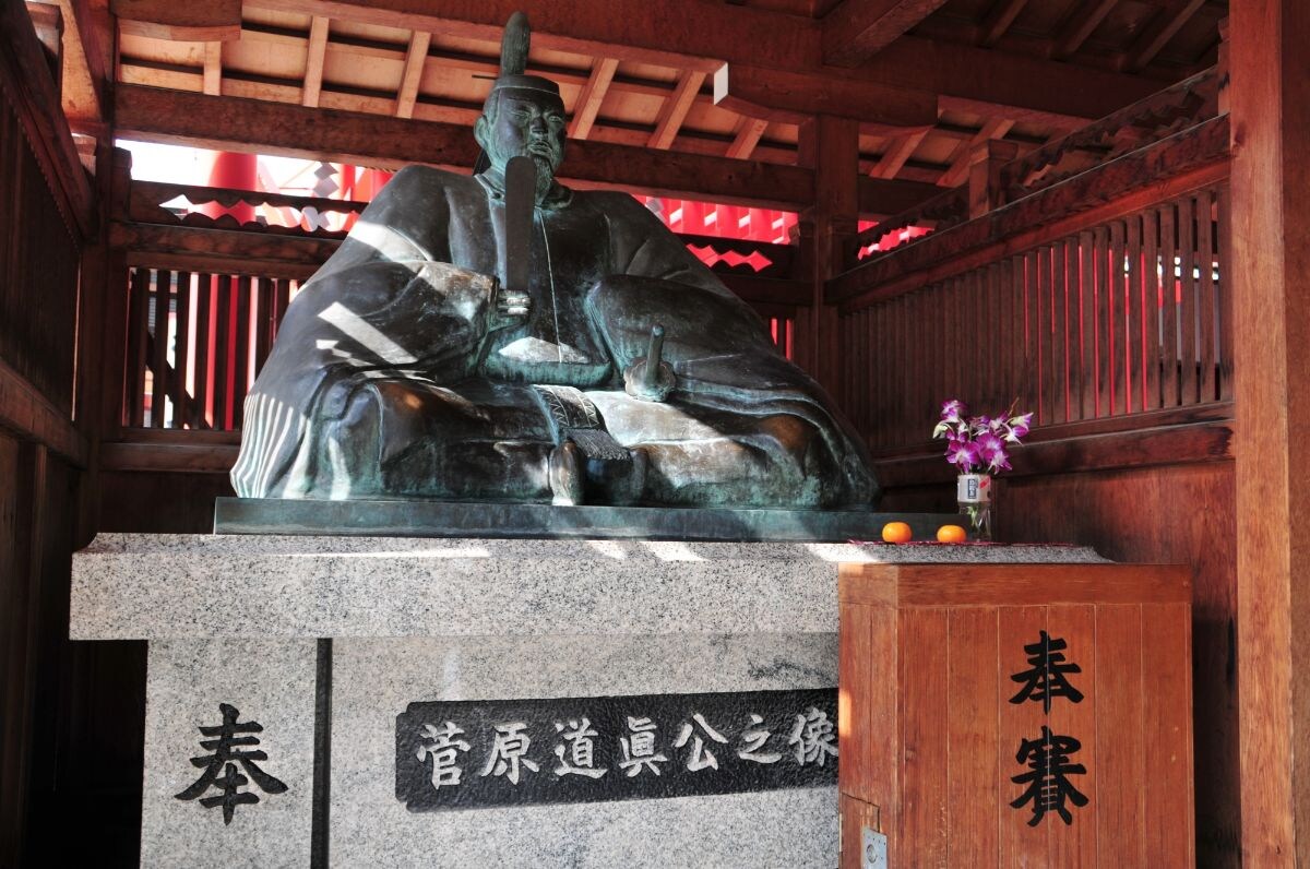 怨念怖すぎ！「平安京」に雷を落としたとされる歴史上の人物は誰でしょう？【6月26日は雷記念日】