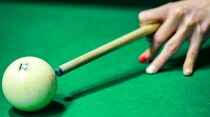 【毎日脳トレ】ビリヤードで、手玉を突く棒のことを何という？
