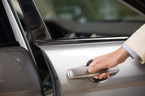 【毎日脳トレ】車のドアハンドル、グリップ型が増えた理由とは？