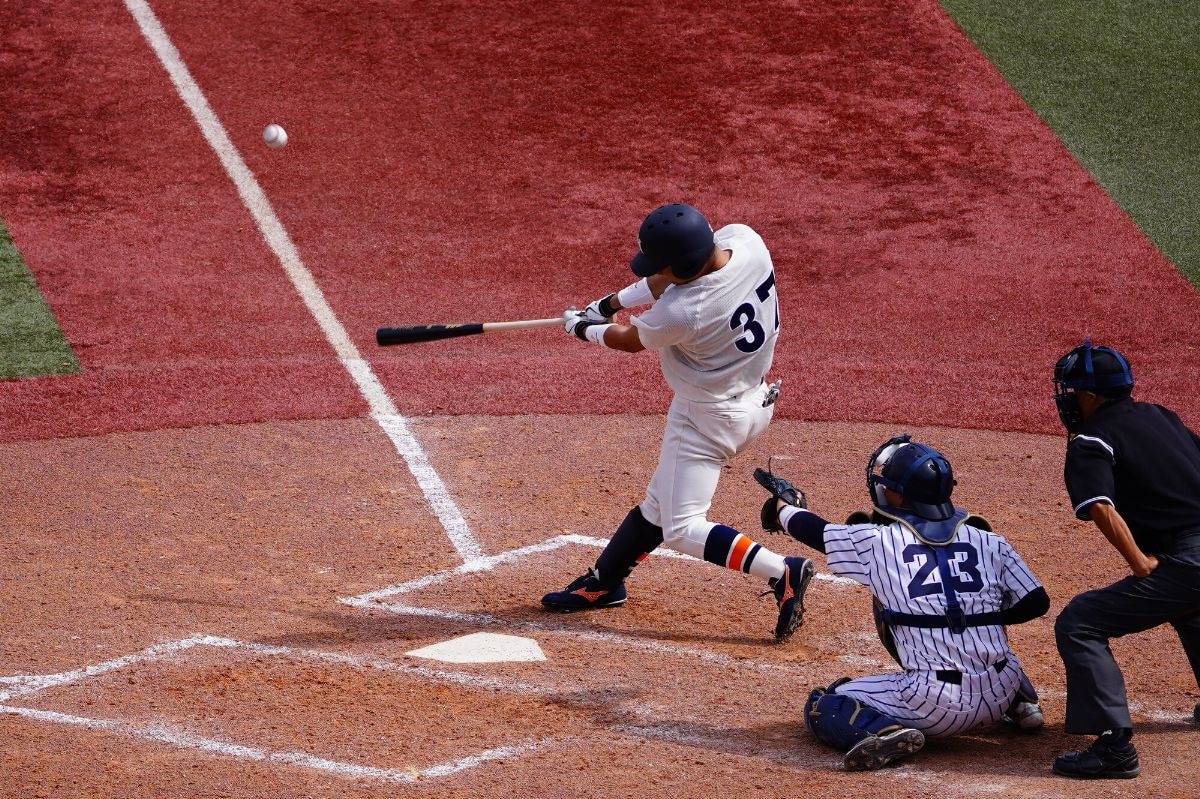 【6月25日は天覧試合の日】昭和天皇が初観戦されたプロ野球チームはどこでしょう？