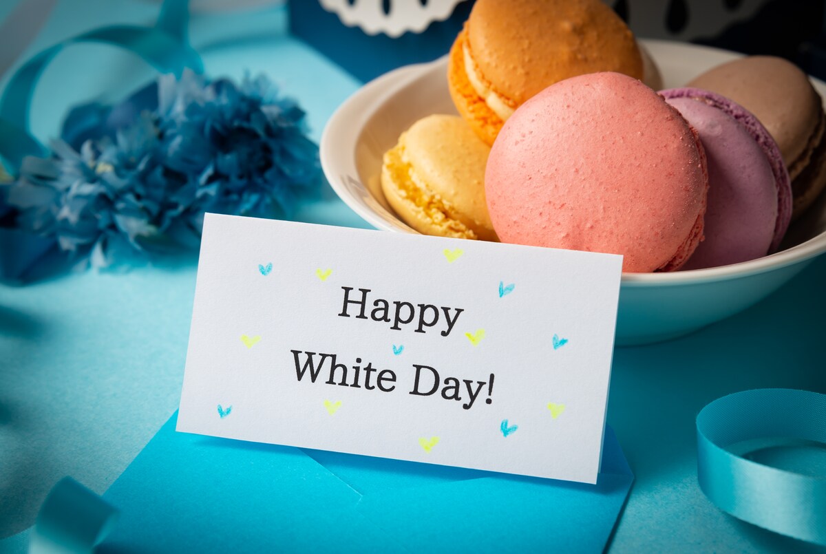 【クイズ】ホワイトデー発祥の国は一体どこでしょうか?│この日生まれた有名人もチェック!