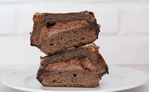 「大満足」「罪なスイーツ」チョコ好きにはたまらない【ファミマ新商品】