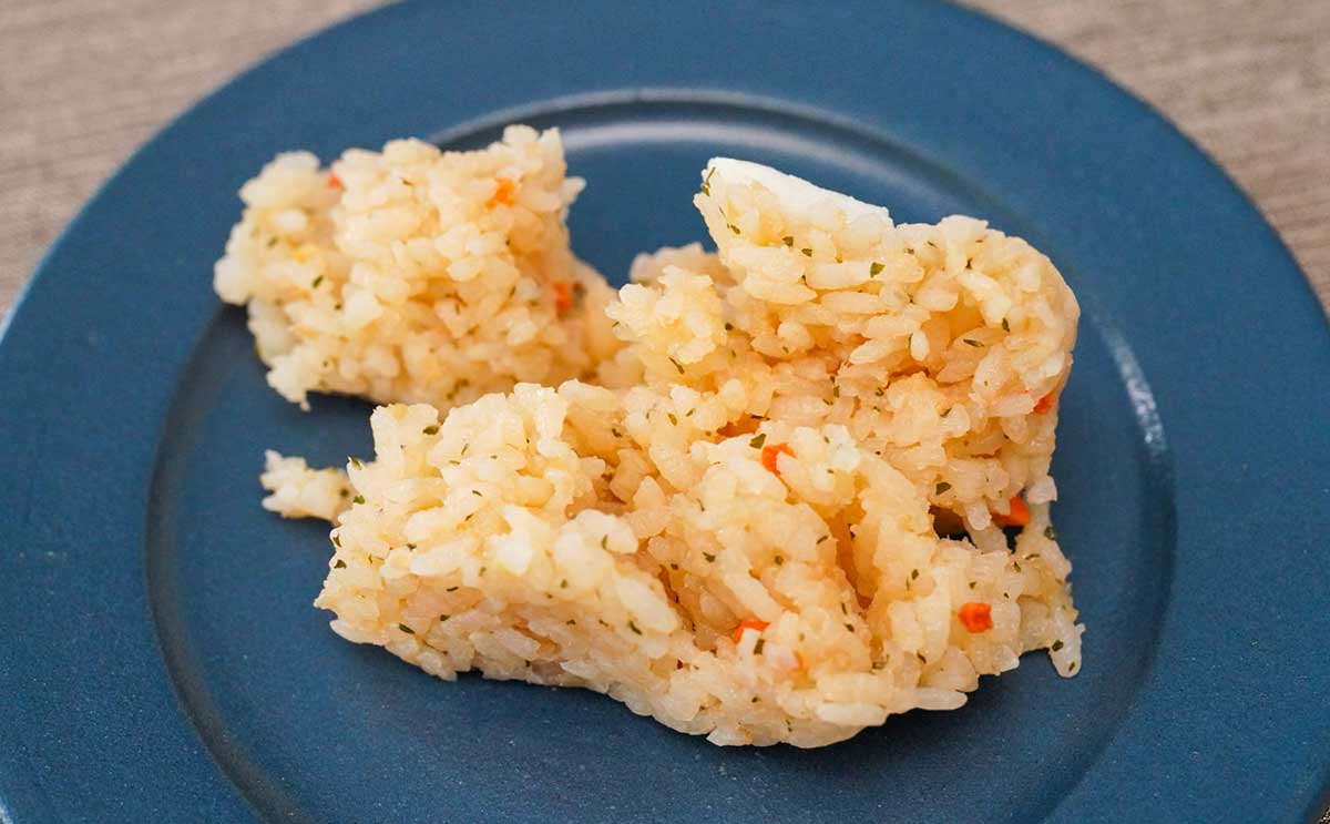 【旨みがギュッ】セブン新発売おむすびは洋食風なおいしさに