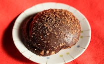 「リピ決定」「最高」九州のソウルフード『ブラックモンブラン』がパンに!?