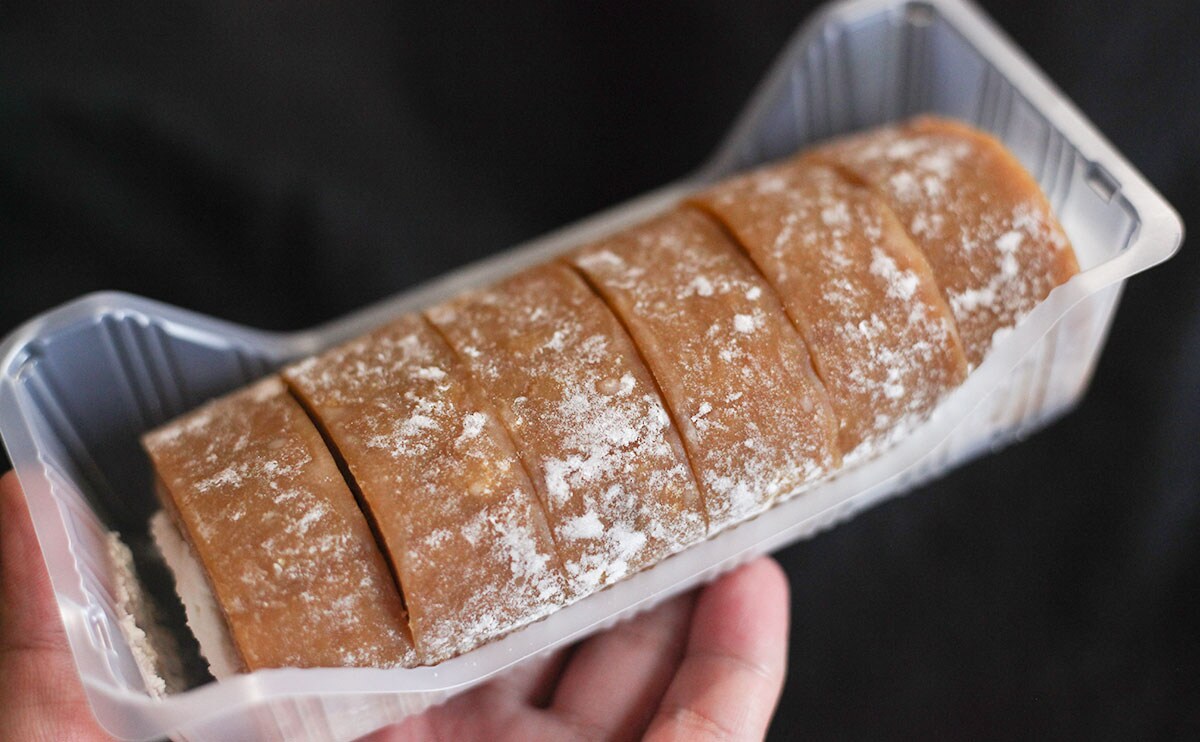 「飽きのこない味」ローソンの人気商品『もち食感ロール』の新作は“甘じょっぱ系”