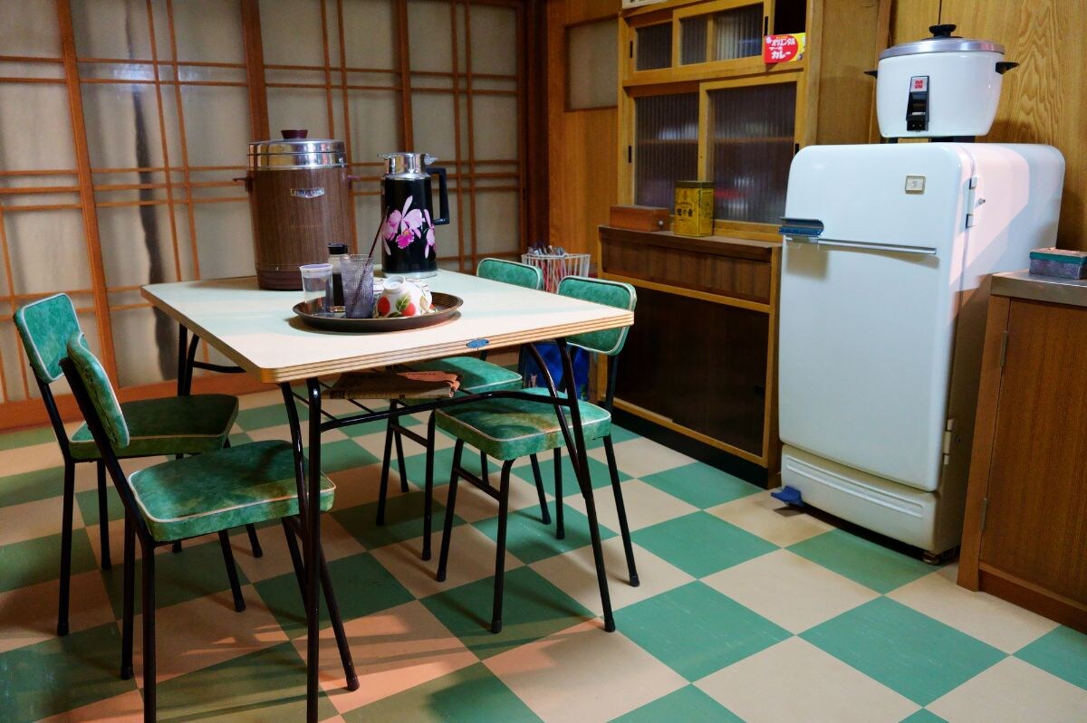 昭和の憧れ家電、冷蔵庫。値段は「お給料何か月分」だった？【6月21日は冷蔵庫の日】
