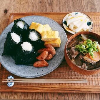 忙しい朝はおにぎりがお役立ち！簡単でおいしい「おにぎり朝ごはん」のススメ