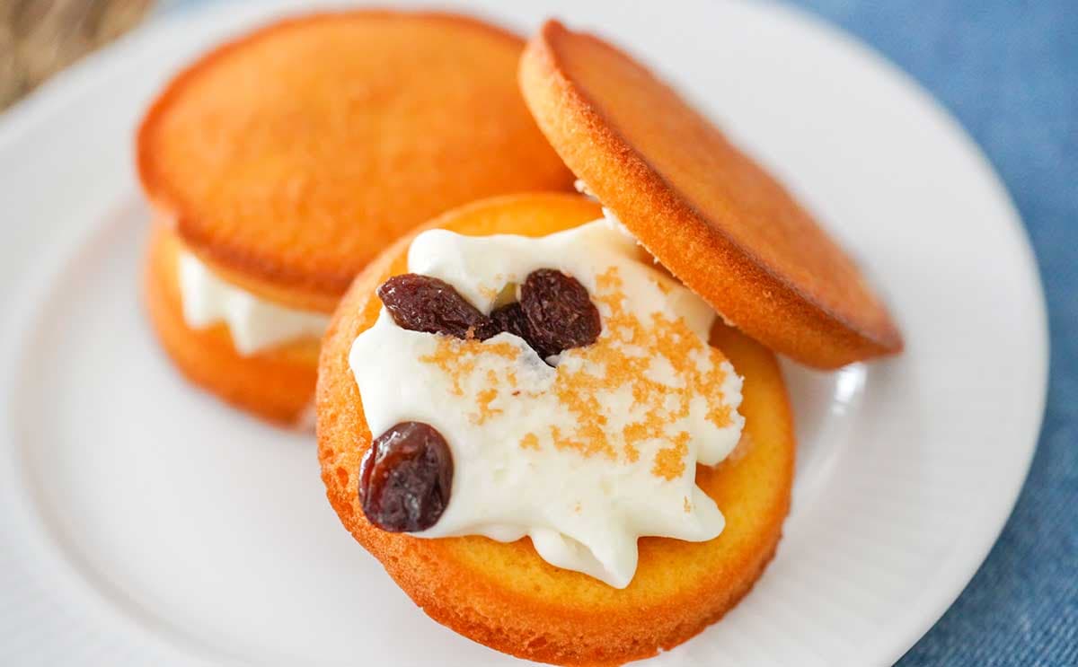 「バリうまい」【セブン】洋酒を使ってないレーズンバターサンド爆誕