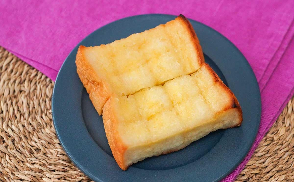 「バカみたいにおいしい」【セブン】新発売の菓子パンはじゅわじゅわ系