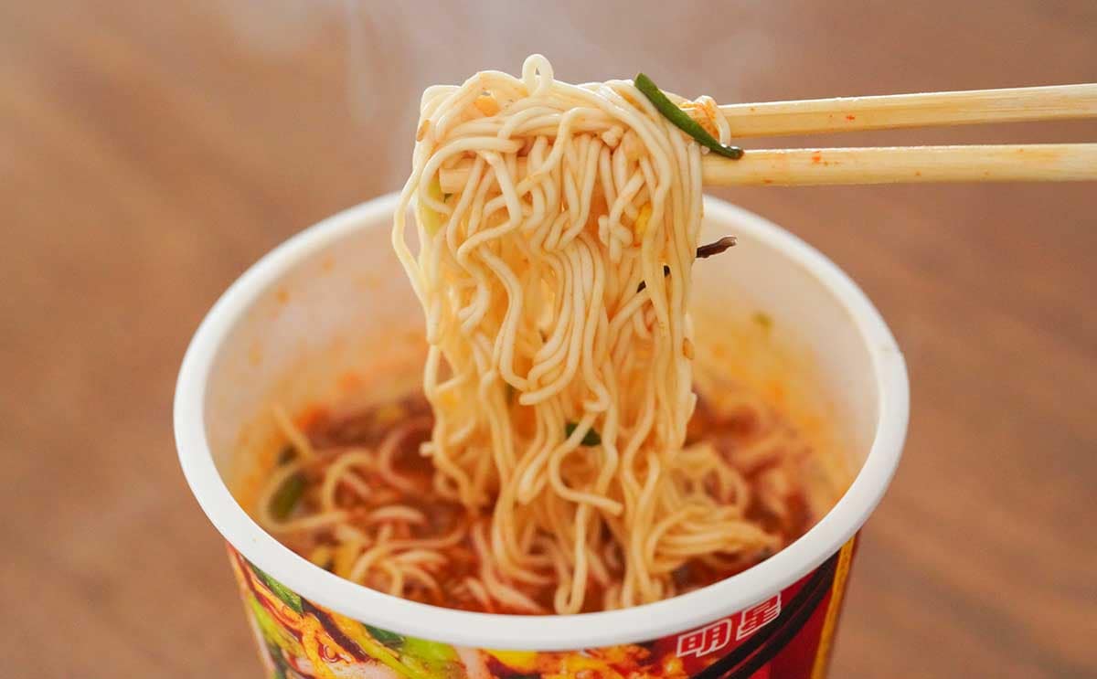 「めっちゃ美味いな」【セブン】新発売のカップ麺はまとめ買いもアリ