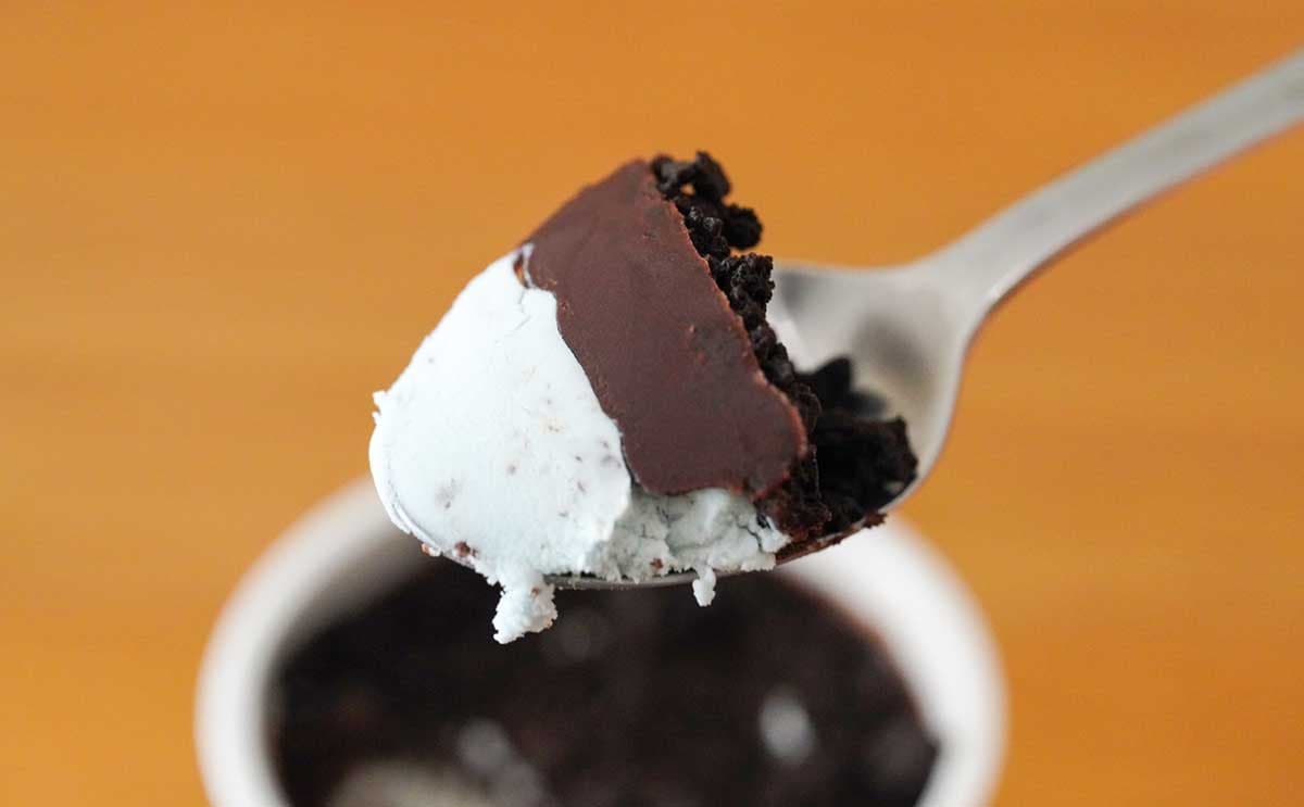 「ガチでうまいよ」「見た目は土」【セブン】人気アイスが復活中