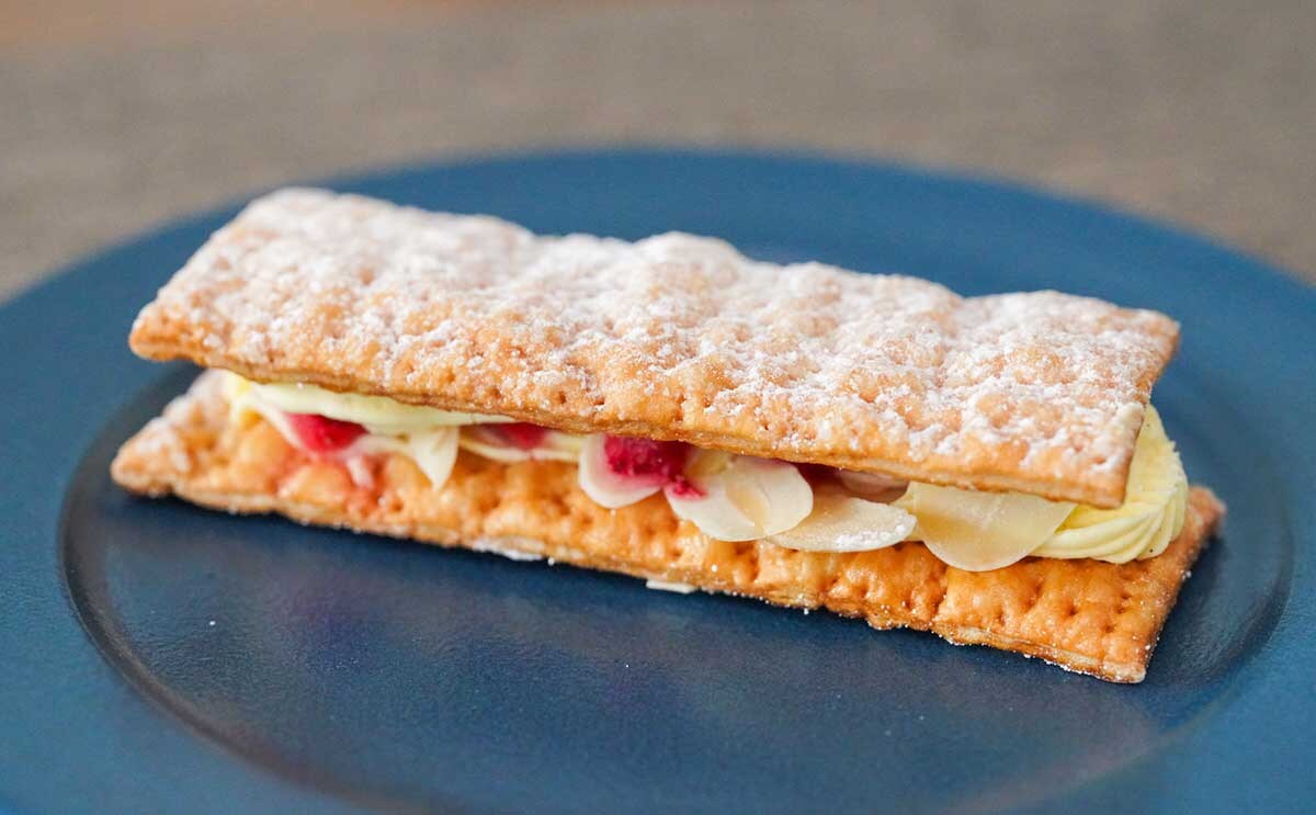 「売り切れてたし」ファミマのちょっと変わったスイーツがウマい