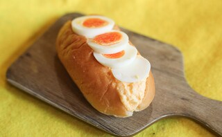 「みんな買おう」「これは美味い」ローソンの『たまごロール』は“トリプル”らしい