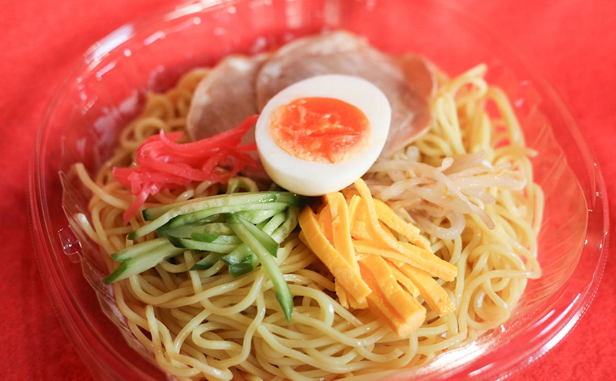 冷し中華はじめました。ファミマの定番商品がさらにおいしくなった!?【おすすめ麺3品】