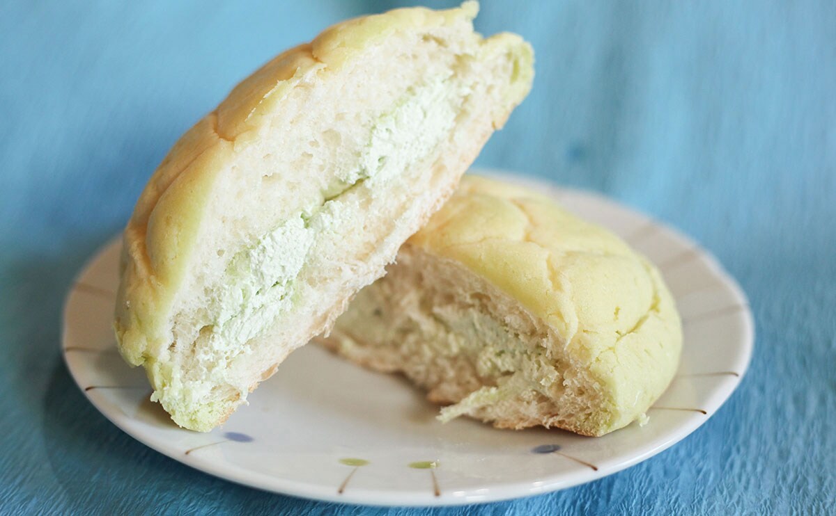 「めちゃいい」「これはリピ」145円で買えるファミマの『生メロンパン』がうますぎた