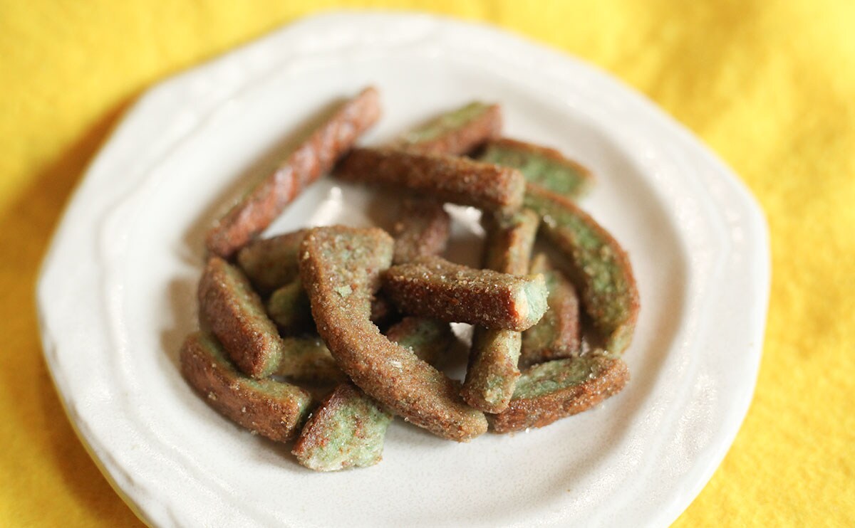 「秒で食べきった」ローソンの新商品、まさかのラスク×チョコミントだった