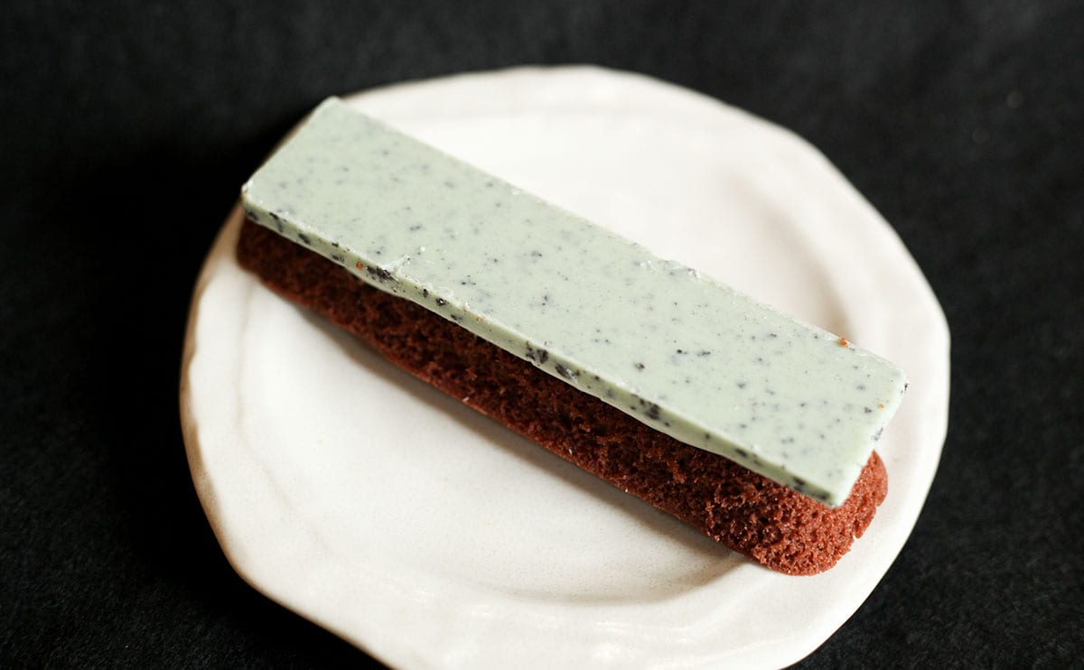 「めっちゃ美味い!」「大満足」ファミマの“パキッ”な新作スイーツ