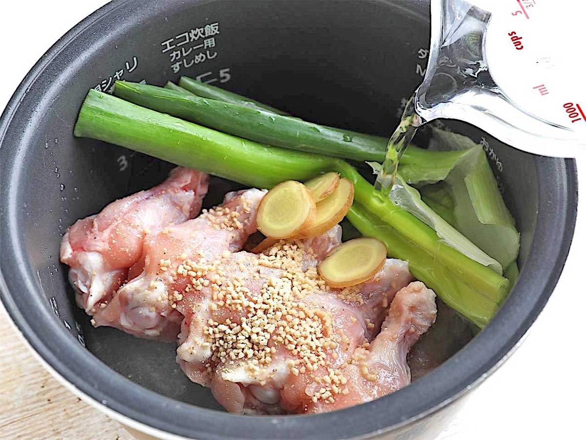 手羽元あったらこれ作って！　炊飯器に入れるだけのレシピに「うまみがヤバい」