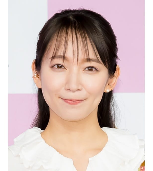 吉岡里帆、キュートな“ぱっつん前髪”の着物姿が話題に「髪切ったの？」と驚きの声も「ウィッグです」