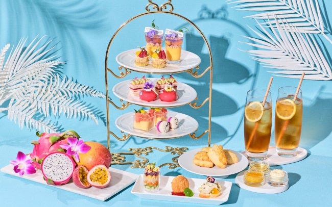 ヴィヴィットカラーが美しい！ストリングスホテル 名古屋「ニューヨークラウンジ」で 『VIVID SUMMER Afternoon Tea』スタート