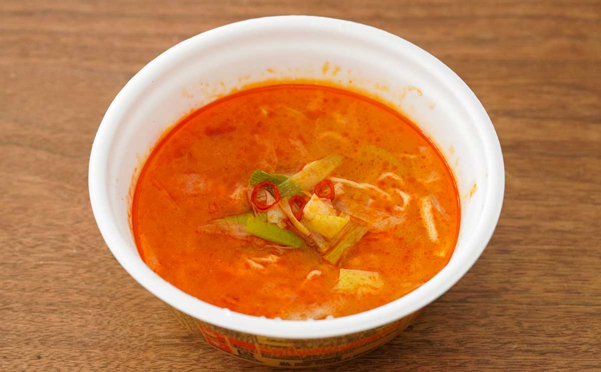 「辛いけどめちゃ美味い」全国発売の限定カップ麺がやみつきに