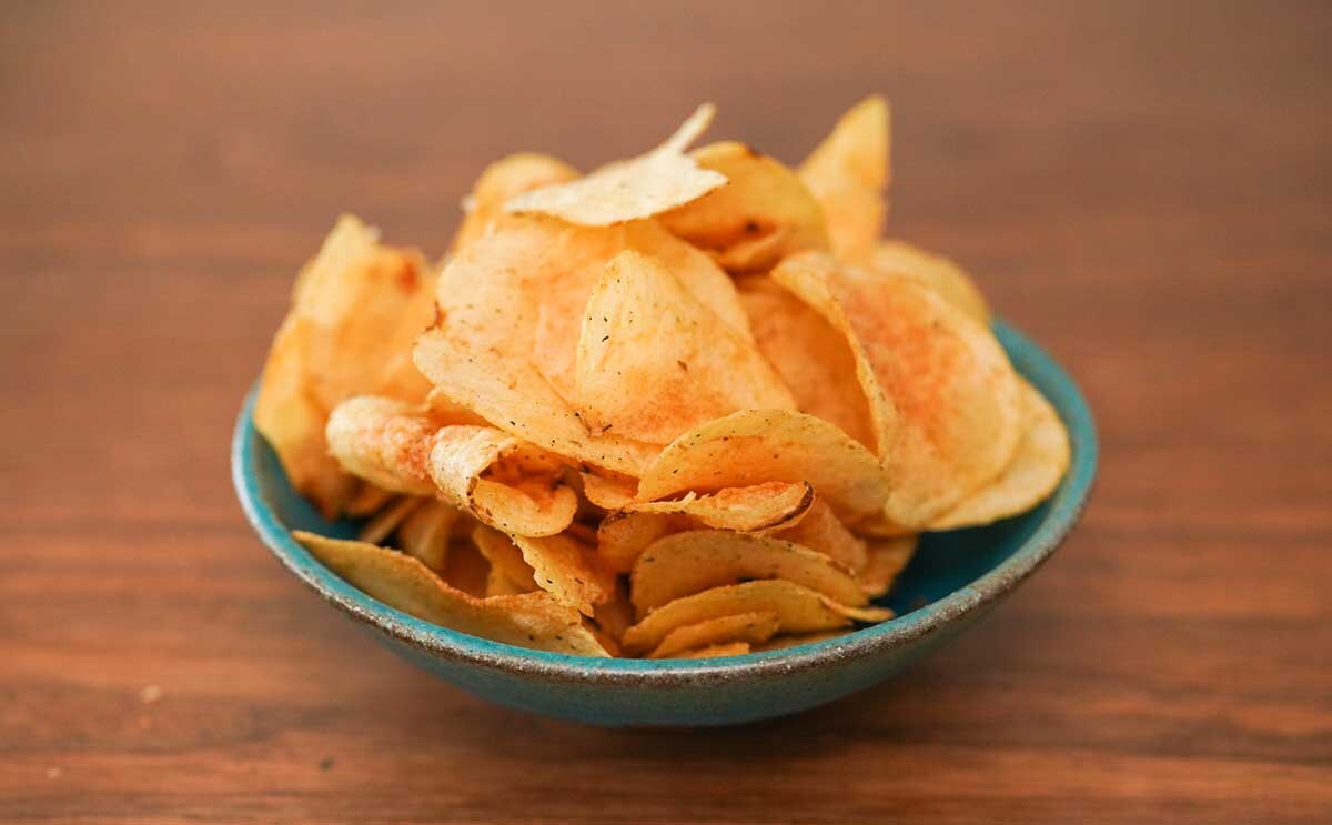 「絶対おいしいでしょ」「気になるな」【ファミマ限定】ポテトチップスがうますぎる