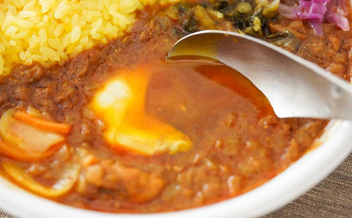 「たしかにウマい」「「売り切れていた」【セブン】に人気店監修の激うまカレー登場