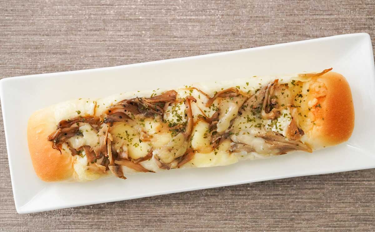 「セブンのパンで一番うまいかも」【セブン】203円の惣菜パンが本当においしい