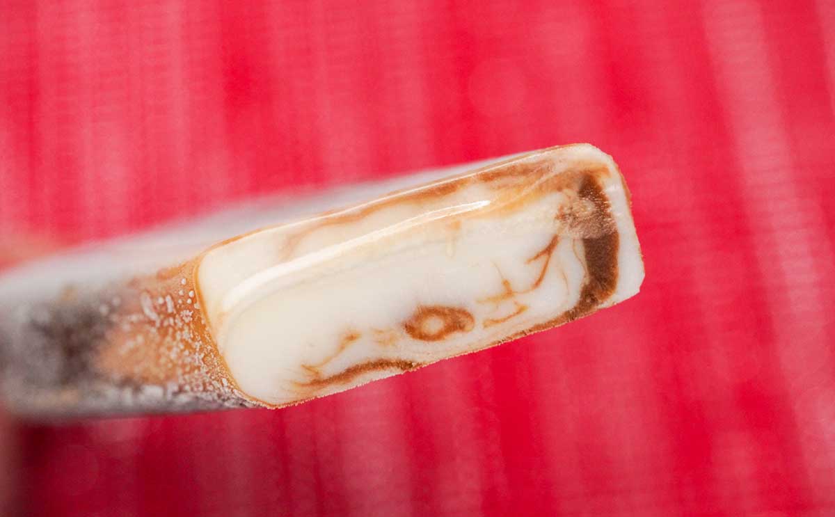 「食感が最高」「ちょっと大人味」【ファミマ限定】新発売のアイスバーとは